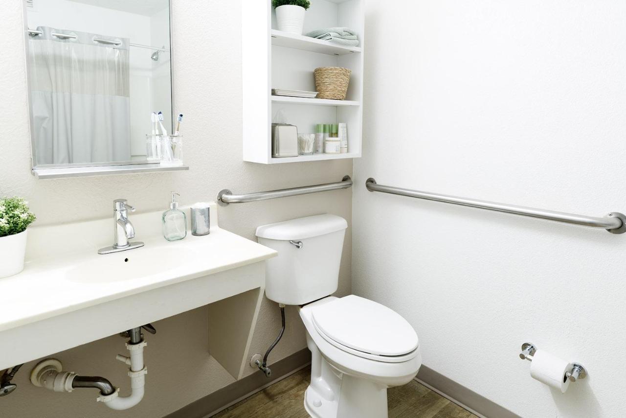 Intown Suites Extended Stay Indianapolis In -College Park Michigan Road Екстер'єр фото